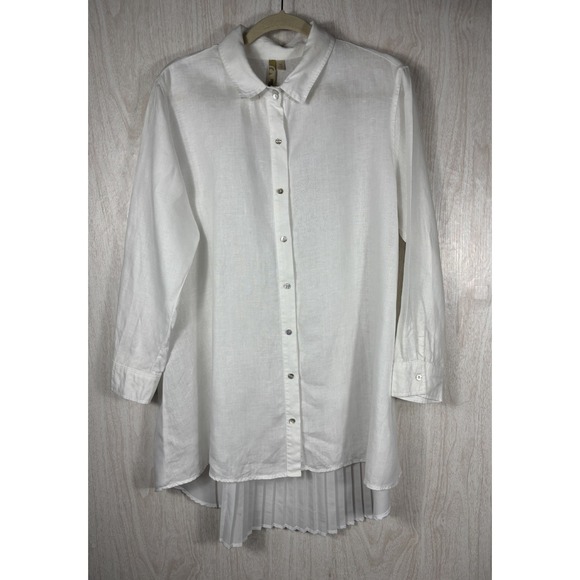 Comfy‎ USA 100% Linen White Blouse Size Medium Asymmetrical Pleated Back Tunic - Picture 1 of 9